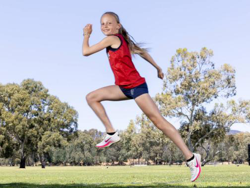 11岁女孩刷新一项长跑纪录